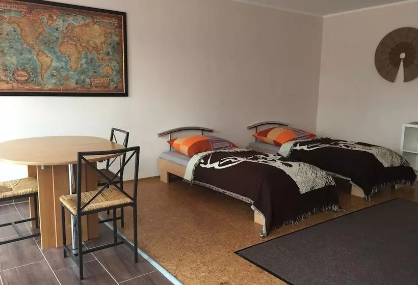 Modern House Gehrden Auf 2 Etagen, Nice Garten, Barbecue, Contactless Check In, Free Parking