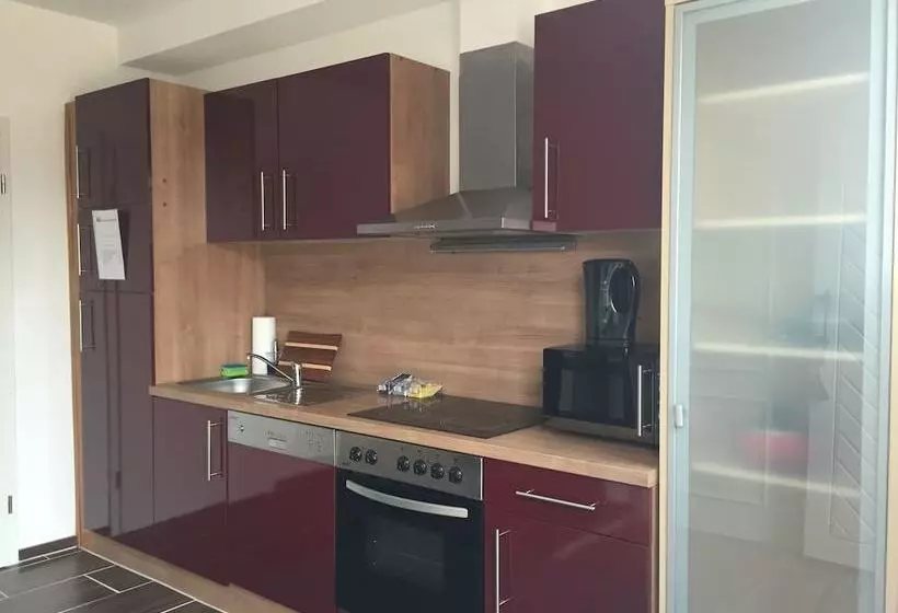 Modern House Gehrden Auf 2 Etagen, Nice Garten, Barbecue, Contactless Check In, Free Parking