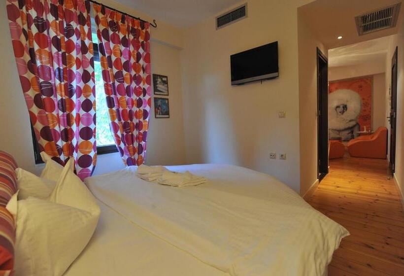 Vaela Hotel Cultural Resort