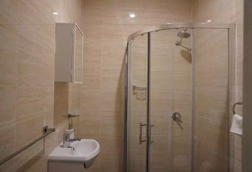 Carlingford One Bedroom