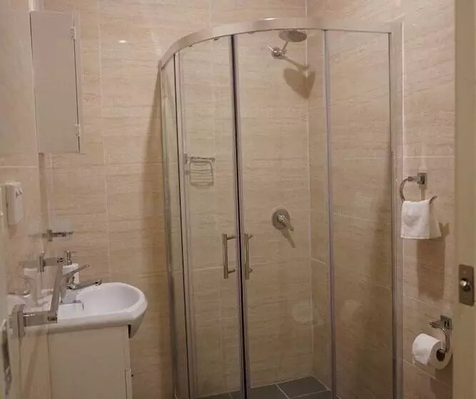 Carlingford One Bedroom