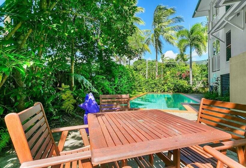 Arlington Apartments