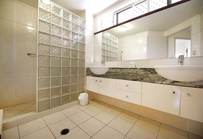 Arlington Apartments