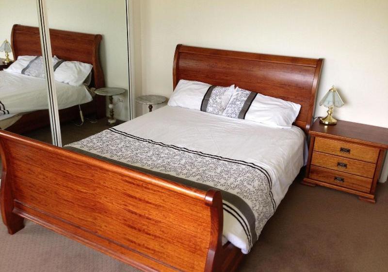 Eaglehawk Neck Beach House