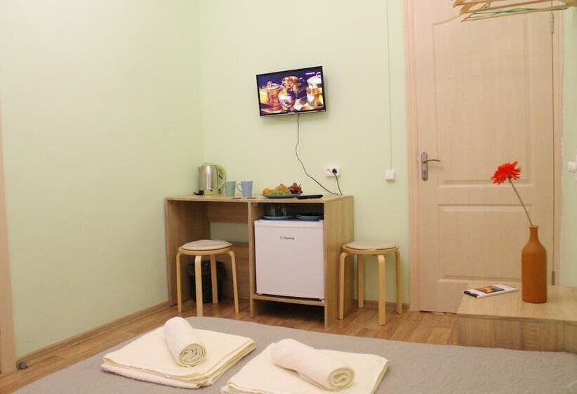 ホテル Apartments Near Letniy Sad