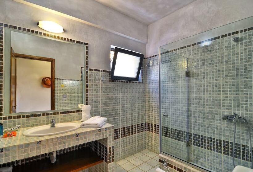 Niriides Luxury Apartments