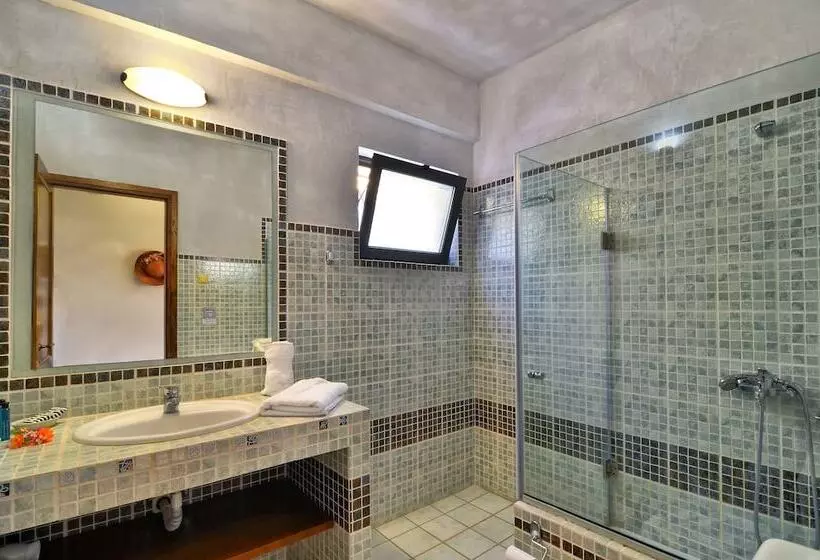 Niriides Luxury Apartments