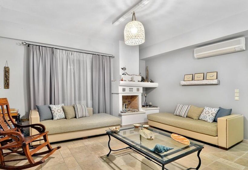 Niriides Luxury Apartments