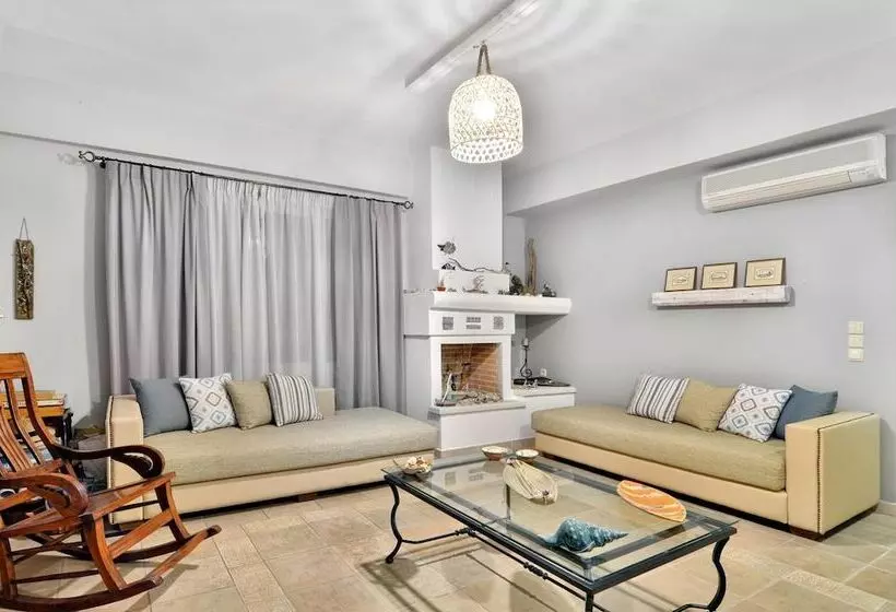 Niriides Luxury Apartments