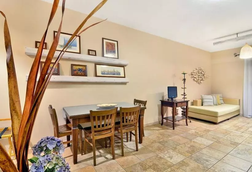 Niriides Luxury Apartments