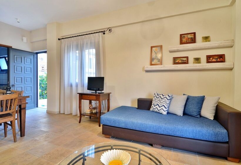 Niriides Luxury Apartments