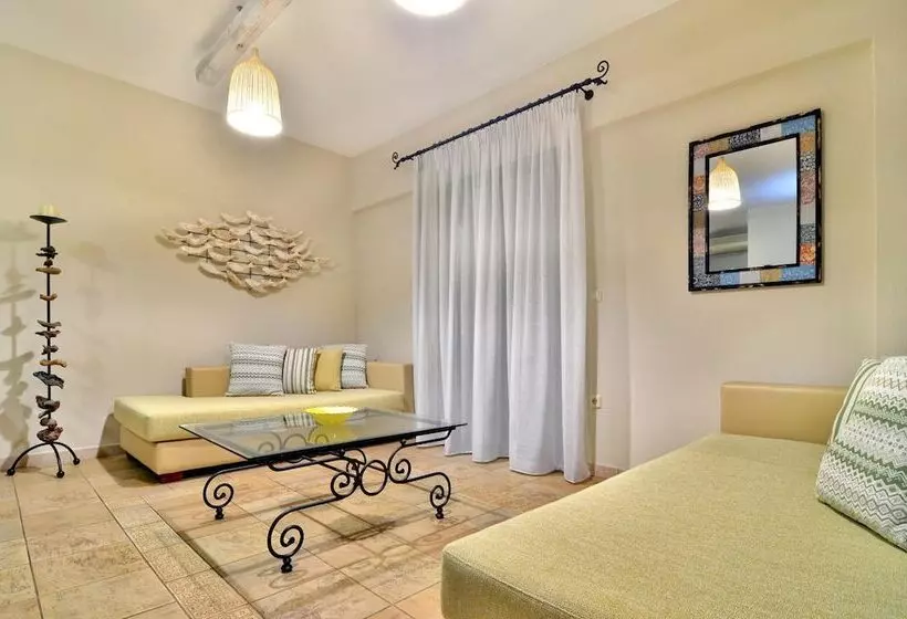Niriides Luxury Apartments