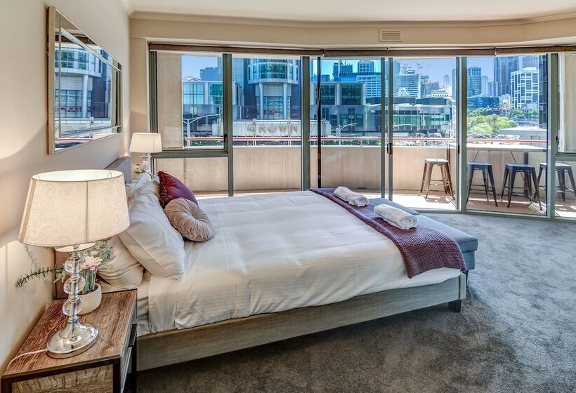 Southbank Tower Apartments