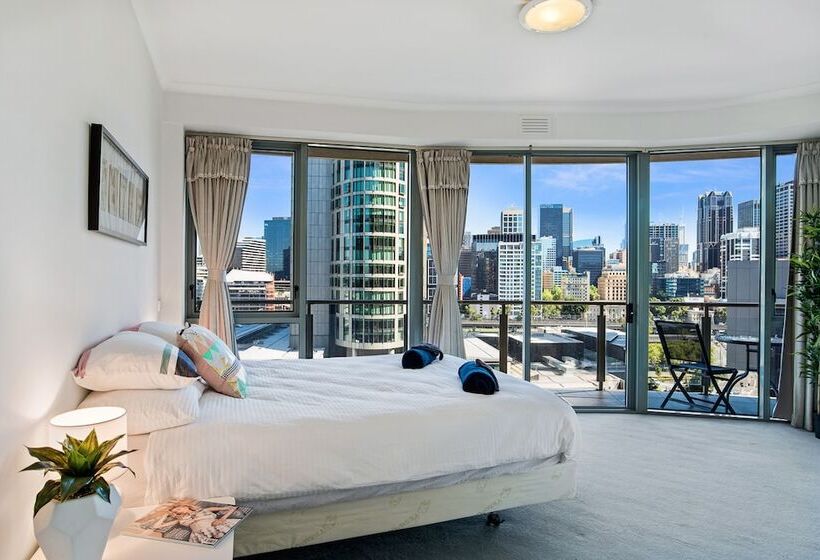 Southbank Tower Apartments