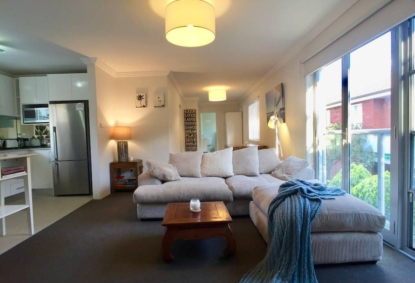 Sydney Coastal Comfort