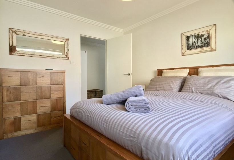 Sydney Coastal Comfort