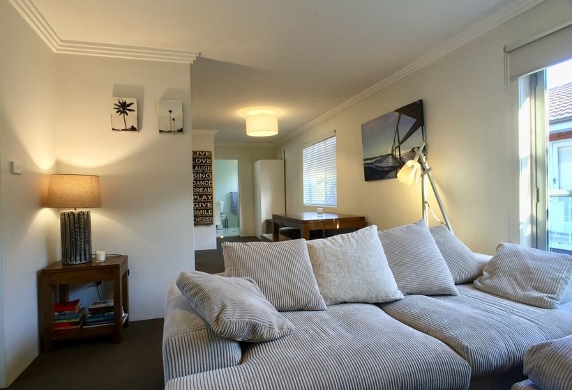 Sydney Coastal Comfort