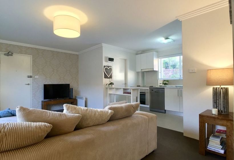 Sydney Coastal Comfort