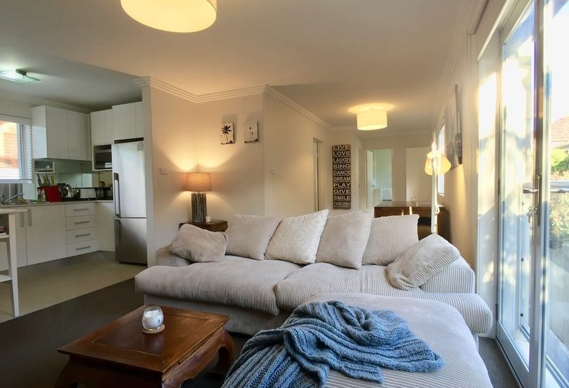 Sydney Coastal Comfort