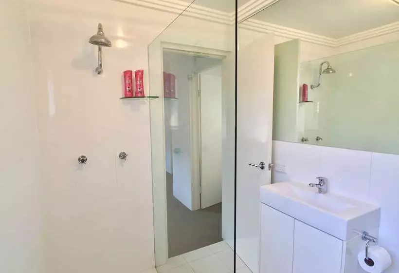 Sydney Coastal Comfort