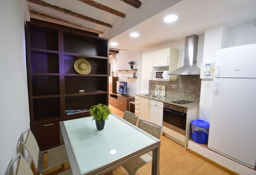 Tarragona Suites 26 St Lloren㇠23