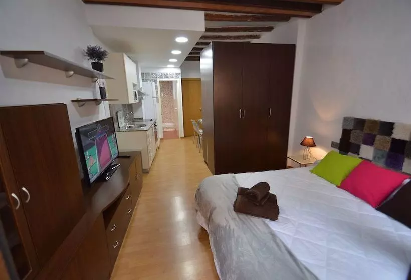 Tarragona Suites 26  St Llorenã‡ 23