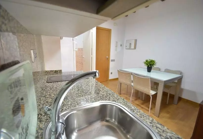 Tarragona Suites 26  St Llorenã‡ 23