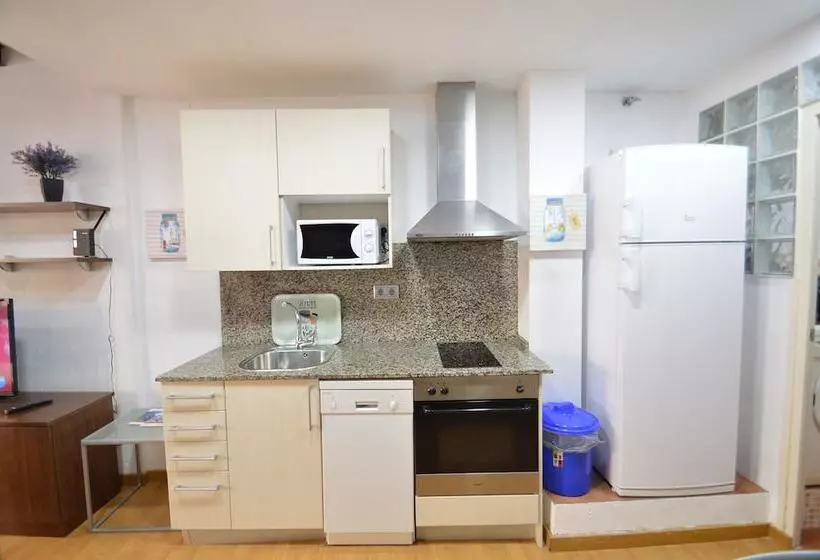 Tarragona Suites 26  St Llorenã‡ 23