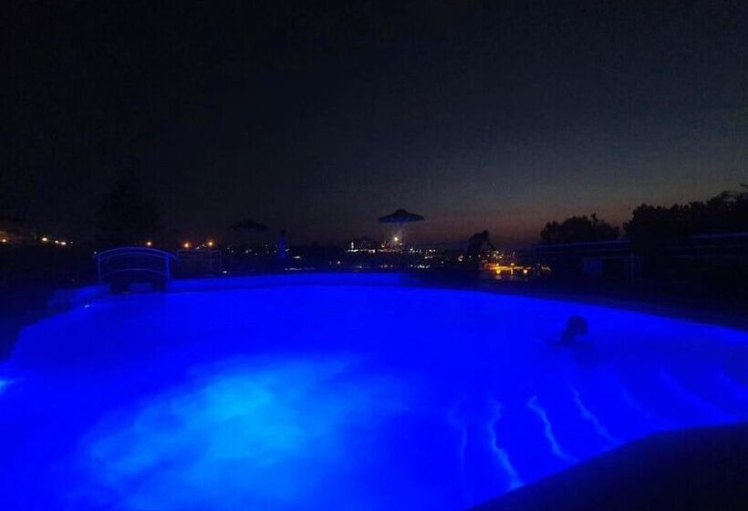 Terpsichori Villa & Apartments