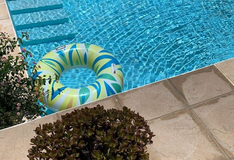 Terpsichori Villa & Apartments