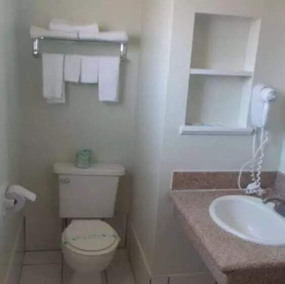 Holiday Motel Oakdale