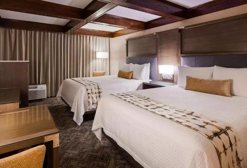 ホテル Best Western Premier Kansas City Sports Complex