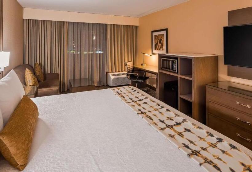 ホテル Best Western Premier Kansas City Sports Complex