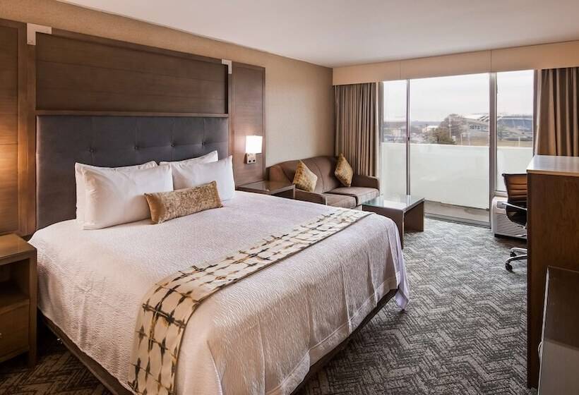 ホテル Best Western Premier Kansas City Sports Complex