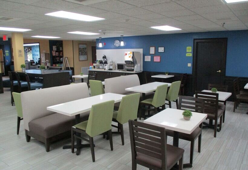 فندق Quality Inn