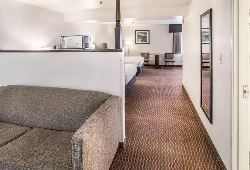 هتل Clarion Inn Page  Lake Powell