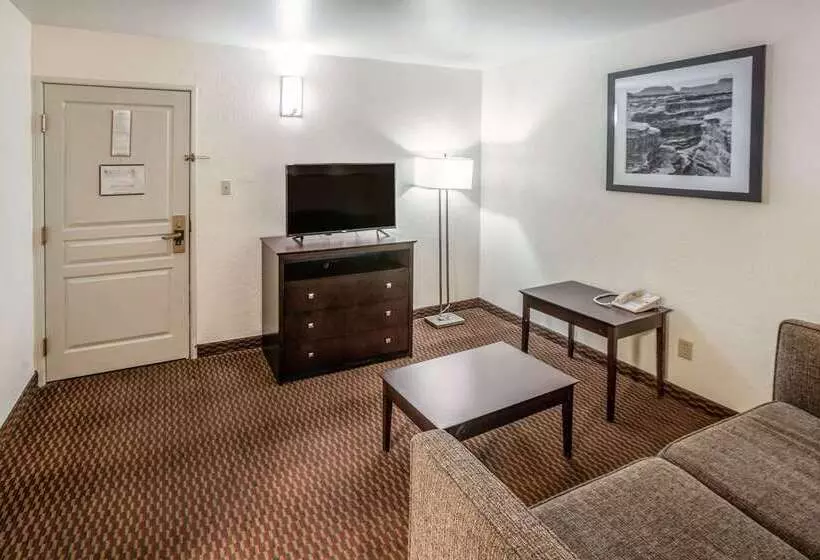 هتل Clarion Inn Page  Lake Powell