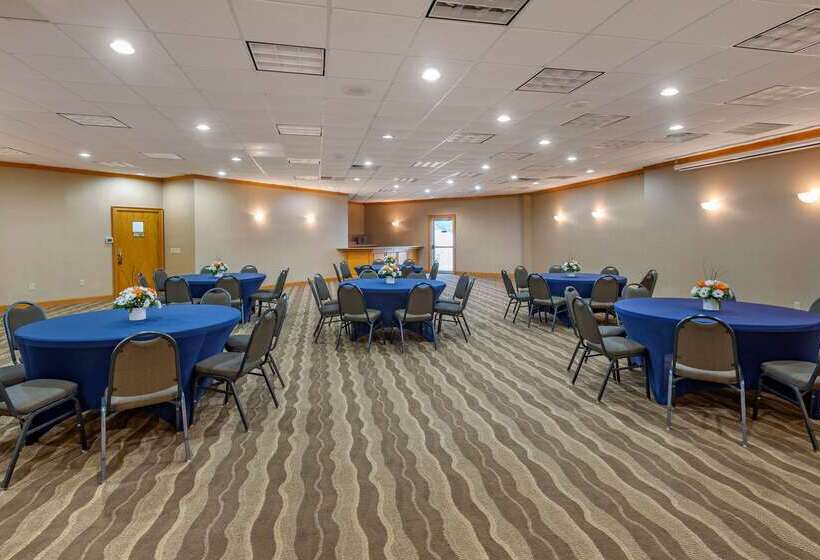 Отель Comfort Inn Lancaster County North
