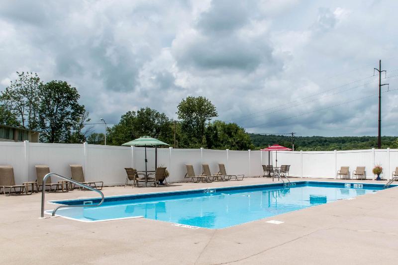 Отель Comfort Inn Lancaster County North