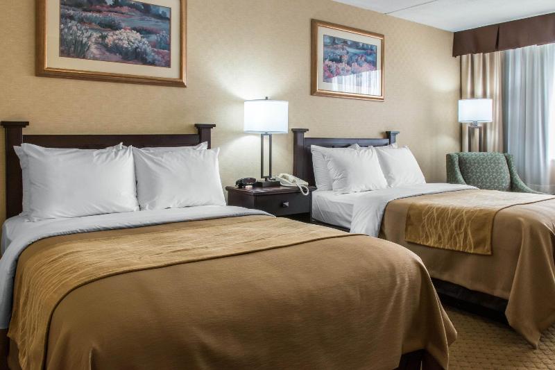 Отель Comfort Inn Lancaster County North