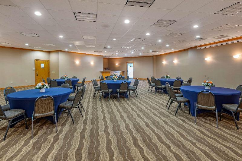 Отель Comfort Inn Lancaster County North