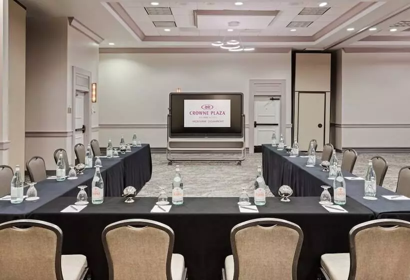 酒店 Crowne Plaza Melbourne Oceanfront, An Ihg