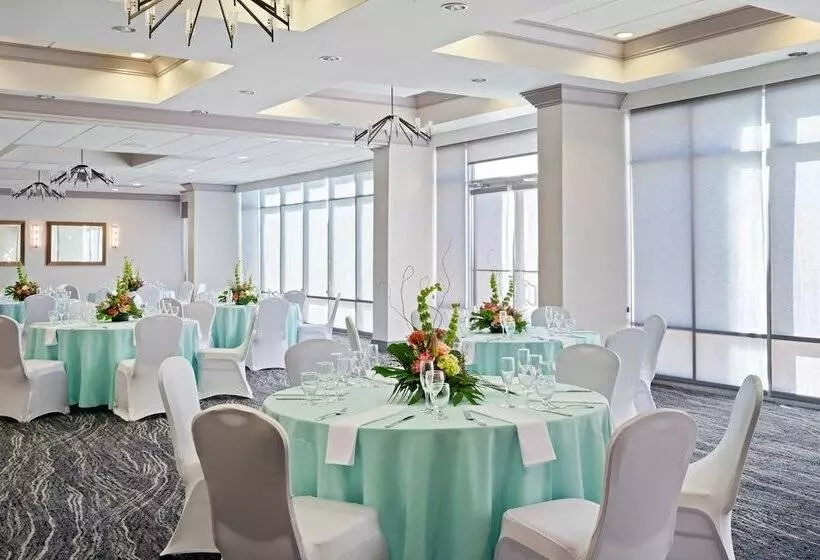 酒店 Crowne Plaza Melbourne Oceanfront, An Ihg