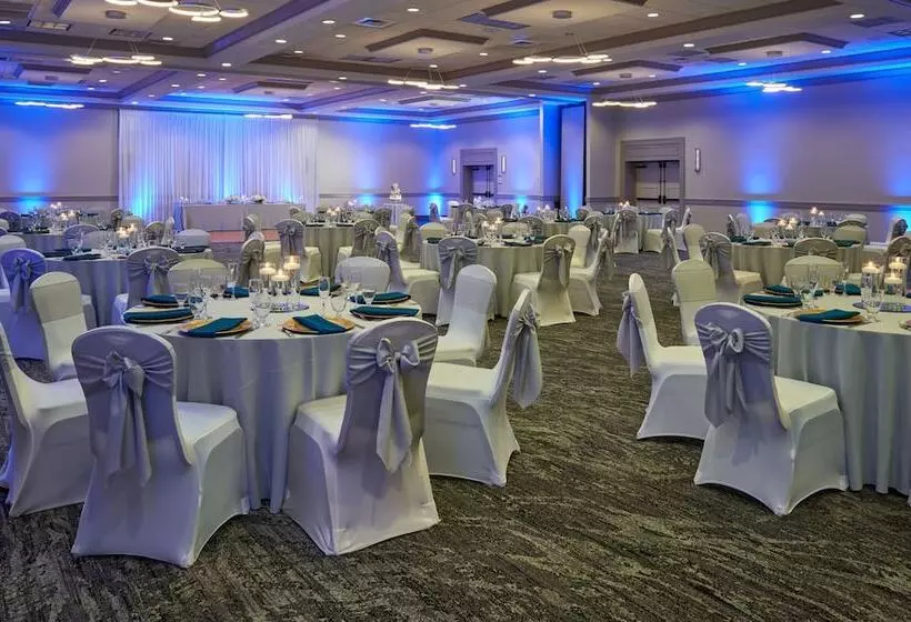 酒店 Crowne Plaza Melbourne Oceanfront, An Ihg