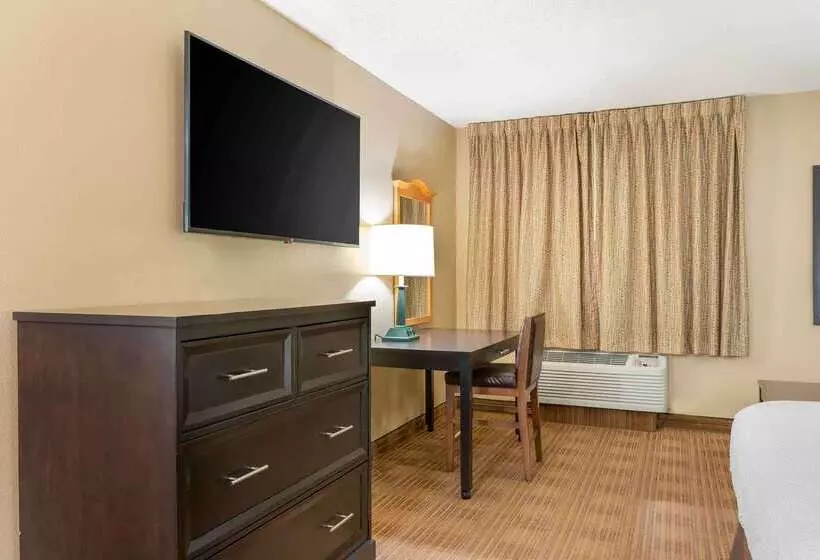 Отель Extended Stay America Suites Chicago Schaumburg Convention Center