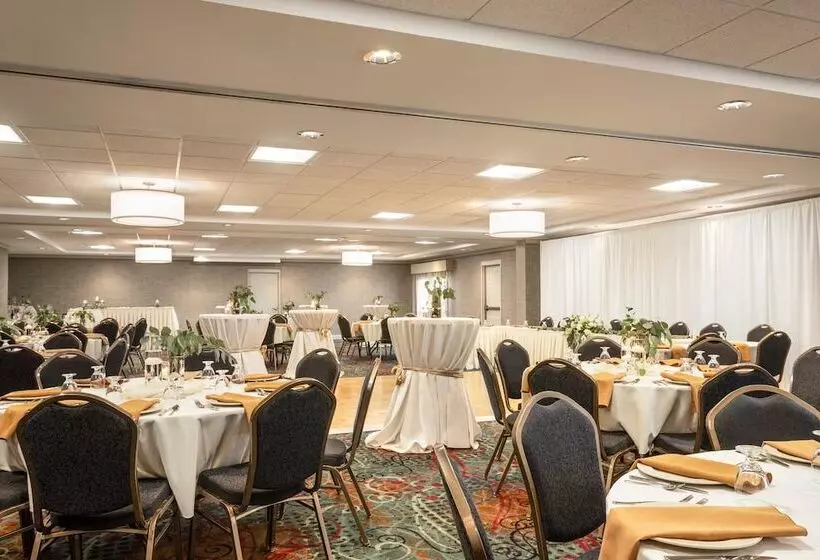 Holiday Inn Hotel & Suites Council Bluffs, An Ihg