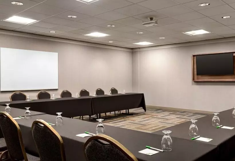 Holiday Inn Hotel & Suites Council Bluffs, An Ihg