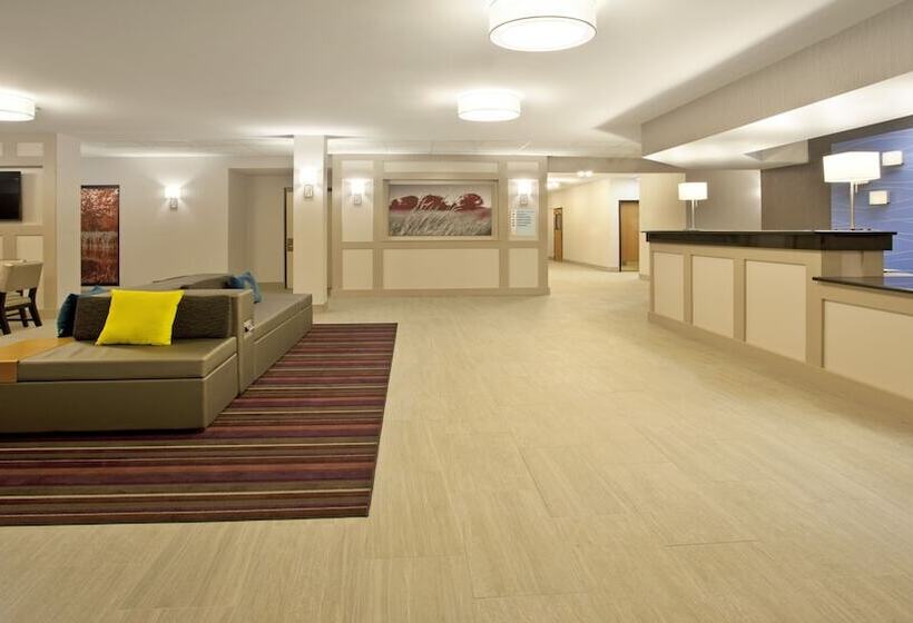 Holiday Inn Express Hotel & Suites Minneapolis Minnetonka, An Ihg