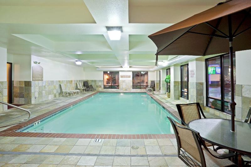 هتل Holiday Inn Express & Suites Tacoma, An Ihg
