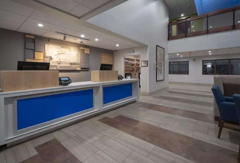 Holiday Inn Express Hotel & Suites Coon Rapids Blaine Area, An Ihg